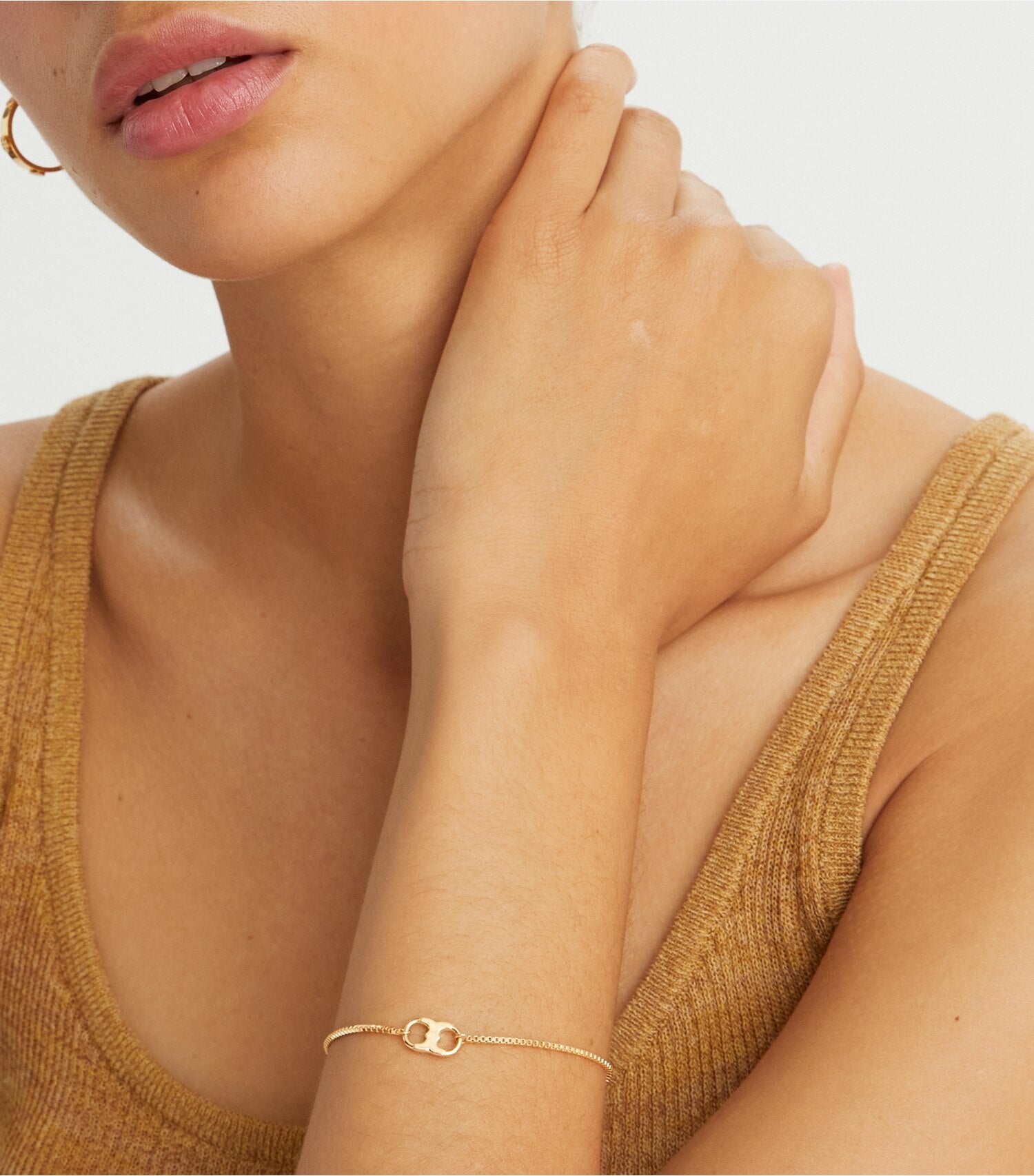 Embrace Ambition Chain Bracelet