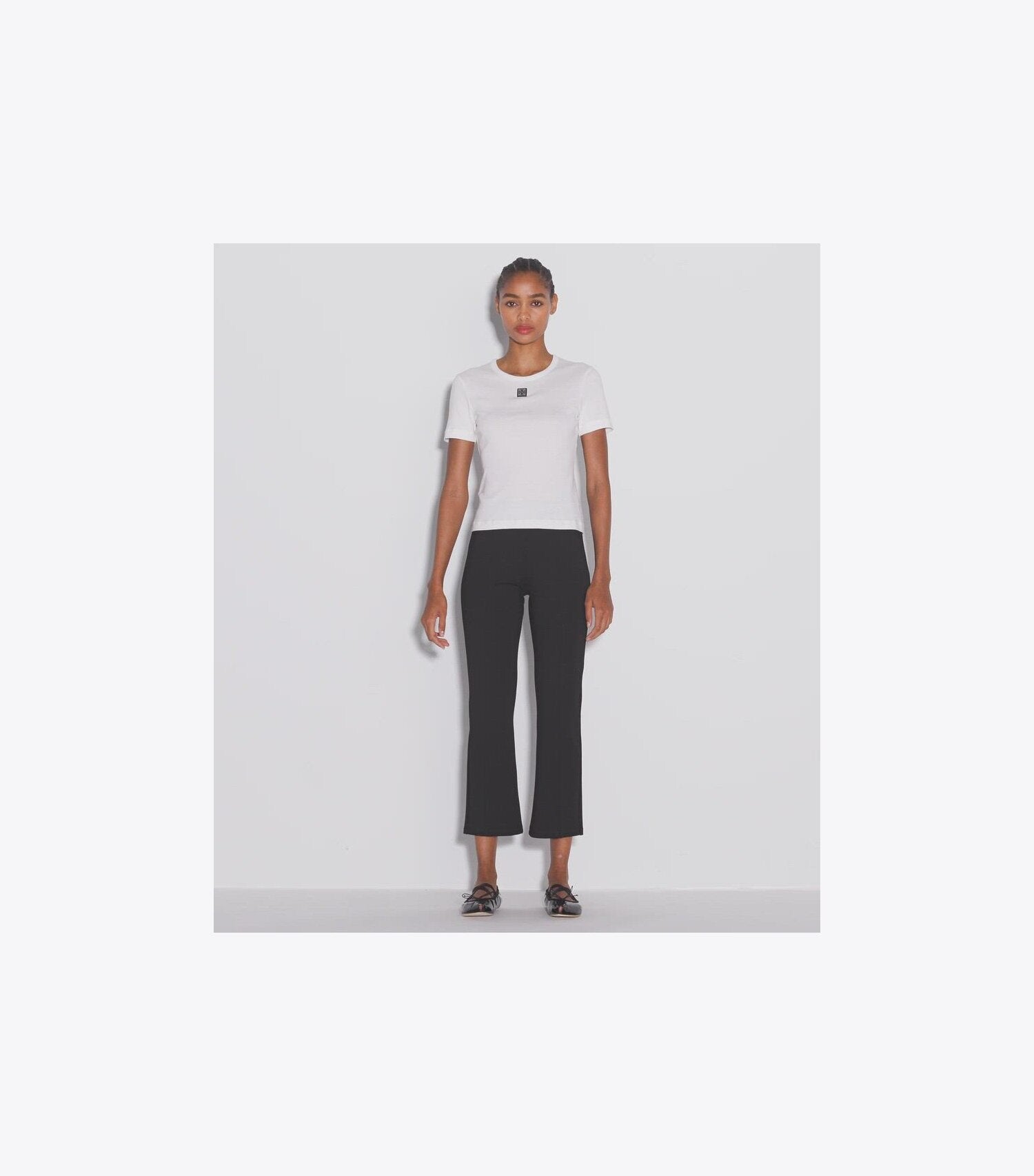 Flared Cropped Compression Pant
