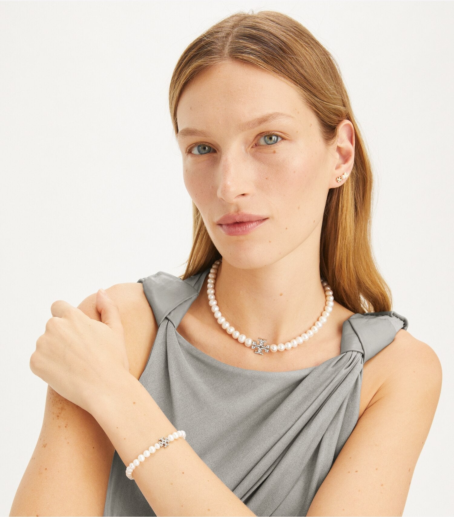 Kira Pearl Necklace